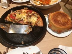 -必胜客(新中纬店)
