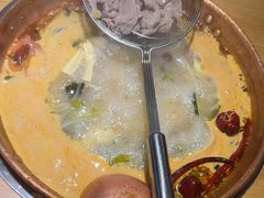 -洱火云南酸菜牛肉火锅(石景山当代商城店)