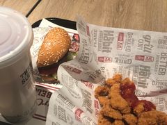 -The Habit Burger Grill 哈比特汉堡(复兴soho店)