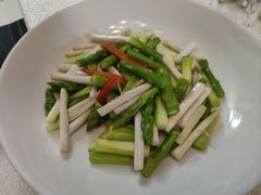 芦笋烩草芽-云腾食府·云南菜