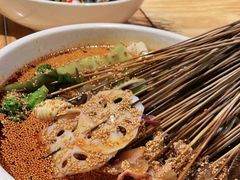 -嘉州叶婆婆钵钵鸡(建设路店)