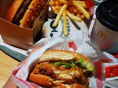 -麦当劳(欧亚大观商都店)