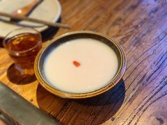 -老牌坊云南鱼豆花火锅(爱建店)