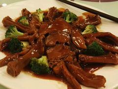 鲍汁扣掌翼-湖滨步步高酒店·中餐厅