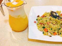 -九龙湾茶餐厅(东门店)