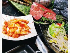 -山川小町·极番烧肉(新地假日广场店)