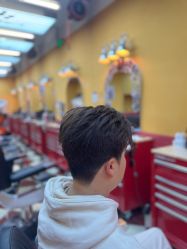 -Devilhands Barbershop男士理容店