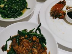 -鱼鲜饭香·招牌汽锅剁椒鱼头王