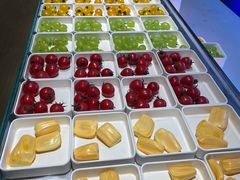 -涨巢·潮玩水疗局