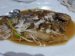 蒸鲳鱼-三和烧腊酒家