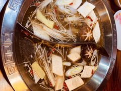 养生菌汤锅-庄老幺火锅(娄山关路店)