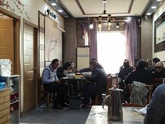 大堂-八张桌子(老店)