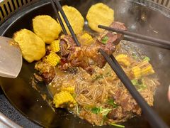 -70後铁锅炖(坡博总店)