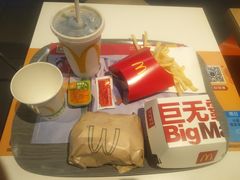 -麦当劳(南京路2店)