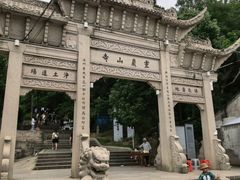 -灵岩山风景区