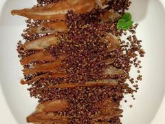 -品海楼·大连海胆锅贴馆(东港店)