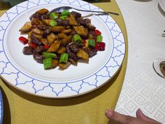 杏鲍菇炒牛肉粒-顺峰海鲜酒楼(省府店)