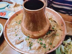 铜锅油焖鸡-雀舞云南菜(天津天河城购物中心店)