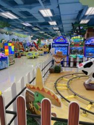 -莫莉幻想儿童乐园(武汉保利广场店)