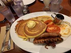 -Pancakes on the rocks(Darling Harbour)