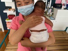 -苏州雏渐肥月嫂