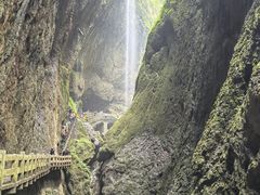 -龙水峡地缝景区