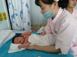 -母仪天下月子中心(光谷店)