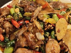 -鸿顺老铁锅美蛙鱼府(解放碑店)