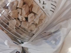 -三花喵·撸猫购宠·宠物生活馆(虹桥南丰城店)