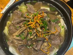 -乡土特色.冷锅鱼.牦牛肉汤锅