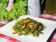 绝代双椒-胡桃里音乐酒馆(万科城市广场店)