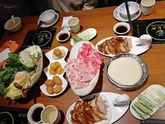 -龙聚德北京烤鸭(沙坪坝华宇A馆店)