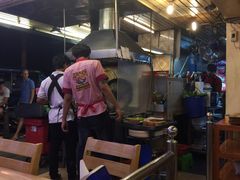 -J Daeng Seafood