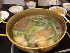 -潮汕三宝鲜牛肉火锅