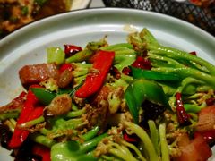 腊肉炒有机花菜-陶苏·品味融合川菜(龙湖源著天街店)