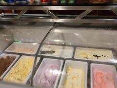 冰淇淋-汇泉王朝大饭店-旋转餐厅(南海路店)