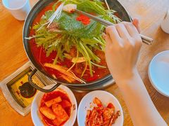 -喇喇排骨火锅·传统韩式脊骨汤(望京西园总店)