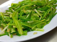 -明记烧鱼美味店