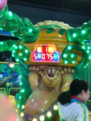 -维佳童话镇演出现场(徐东店)