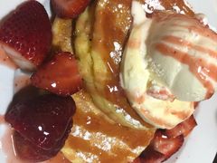草莓Pancake-Pancakes on the rocks(冲浪者天堂店)