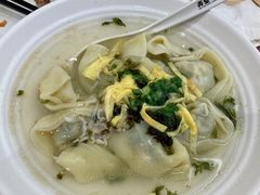 荠菜小馄饨-弄堂咪道-饭香·面香·馄饨香(汇锦广场店)