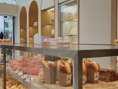 面包甜点陈列柜-好利来(七宝领展广场店)