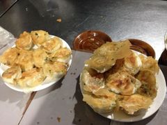 -丁红照水煎包胡辣汤