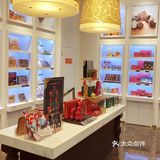 热巧克力，巧克力，缤纷乐都是我的最爱，店铺也是美美哒