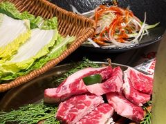 -草家酱蟹炭火烤肉店(珲春南路一店)