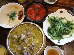 -春天里·老街坊餐厅(港隆广场店)