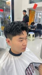 -乾健·烫染·接发SALON