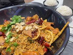 -醉人椒麻辣香锅(王府井喜悦店)