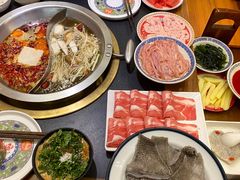 -沸炉重庆老火锅(军事博物馆店)