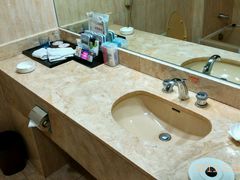android_upload_pic-燕山大酒店